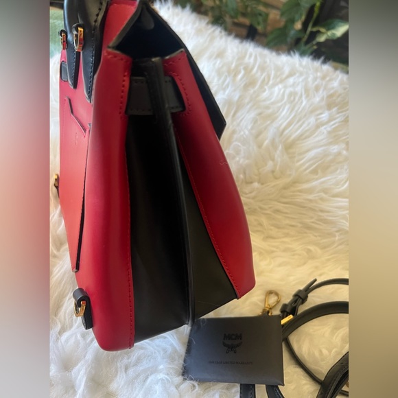 NWOT MCM Pony hair Convertable Backpack - Picture 8 of 14